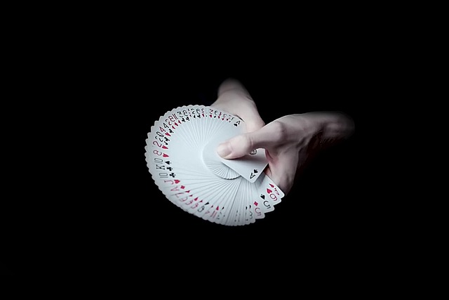 Dansk poker handler om positioner og små beslutninger